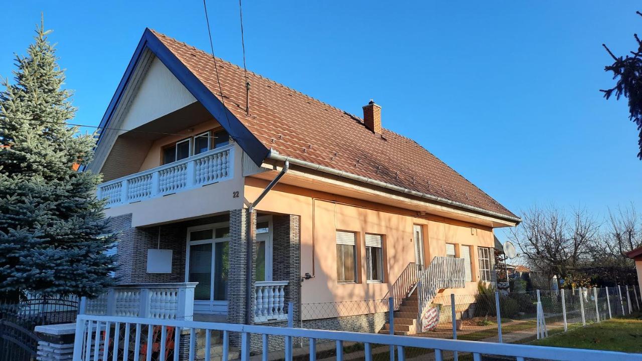 Magdaléna Ház Balatonlelle Exterior foto
